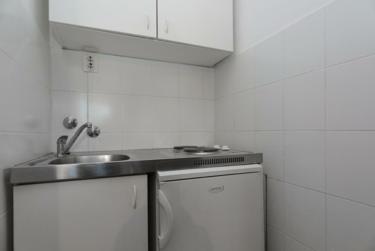 Studio Apartment Ana ซูเปตาร์ ภายนอก รูปภาพ